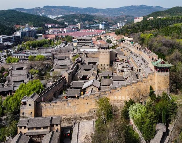 中国式城堡为什么不一样？深入太行山，探秘沁河古堡群_百科TA说
