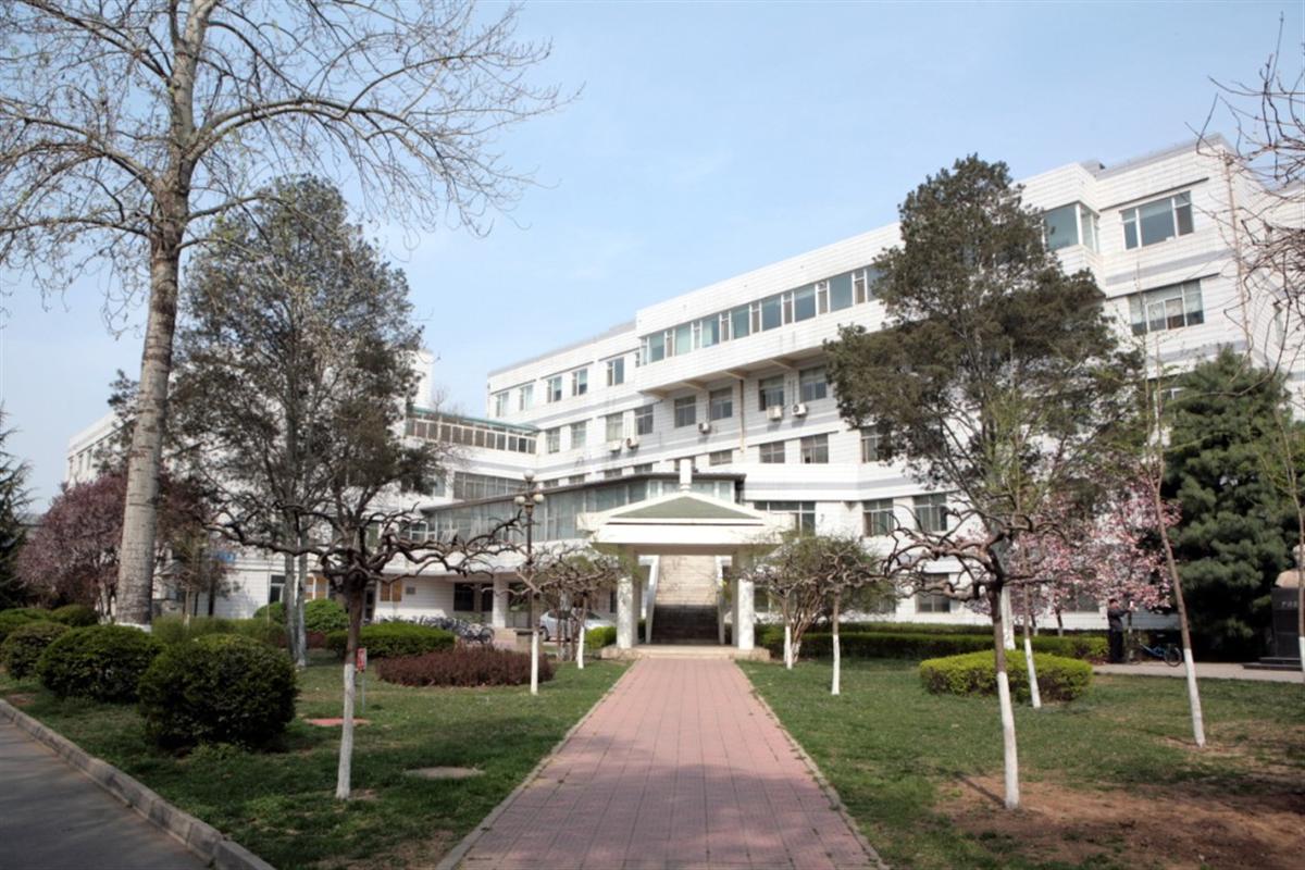 中科院大学数学科学学院