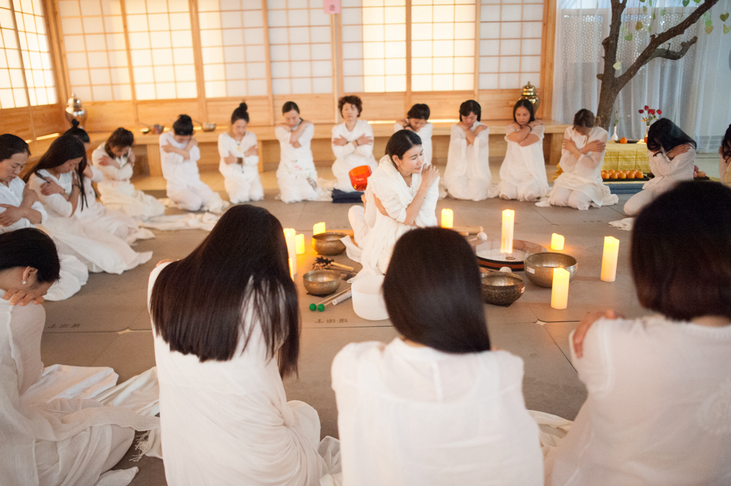 王媛,女,印度 a target="_blank" href="/item/瑜伽">瑜伽 /a>文化