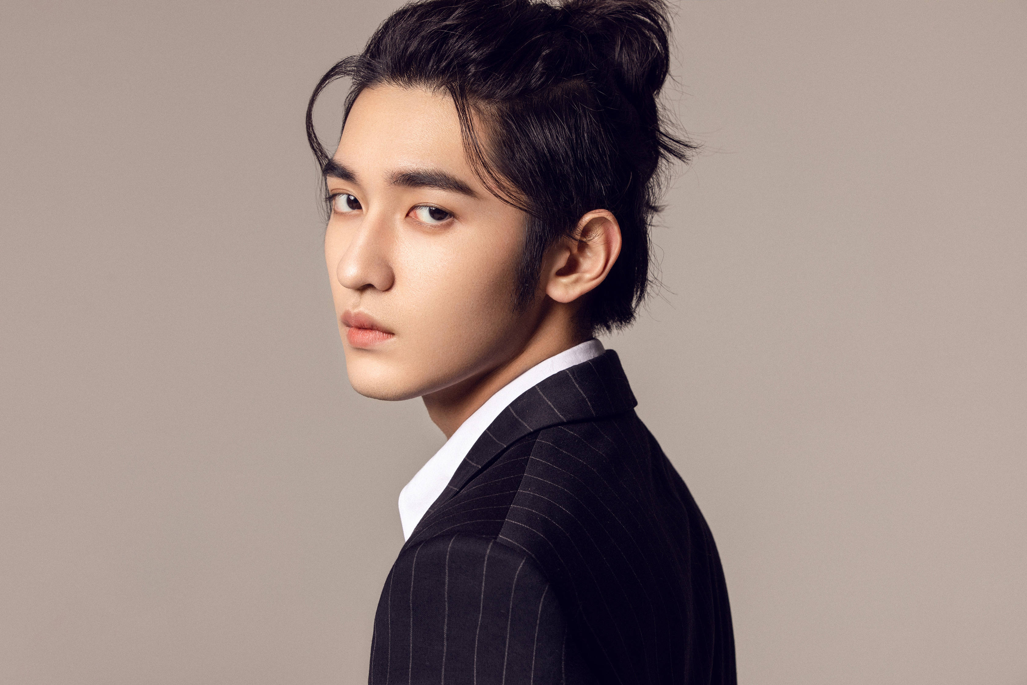 悬疑古装剧《 a target="_blank" href="/item/神探花美男/24617359"