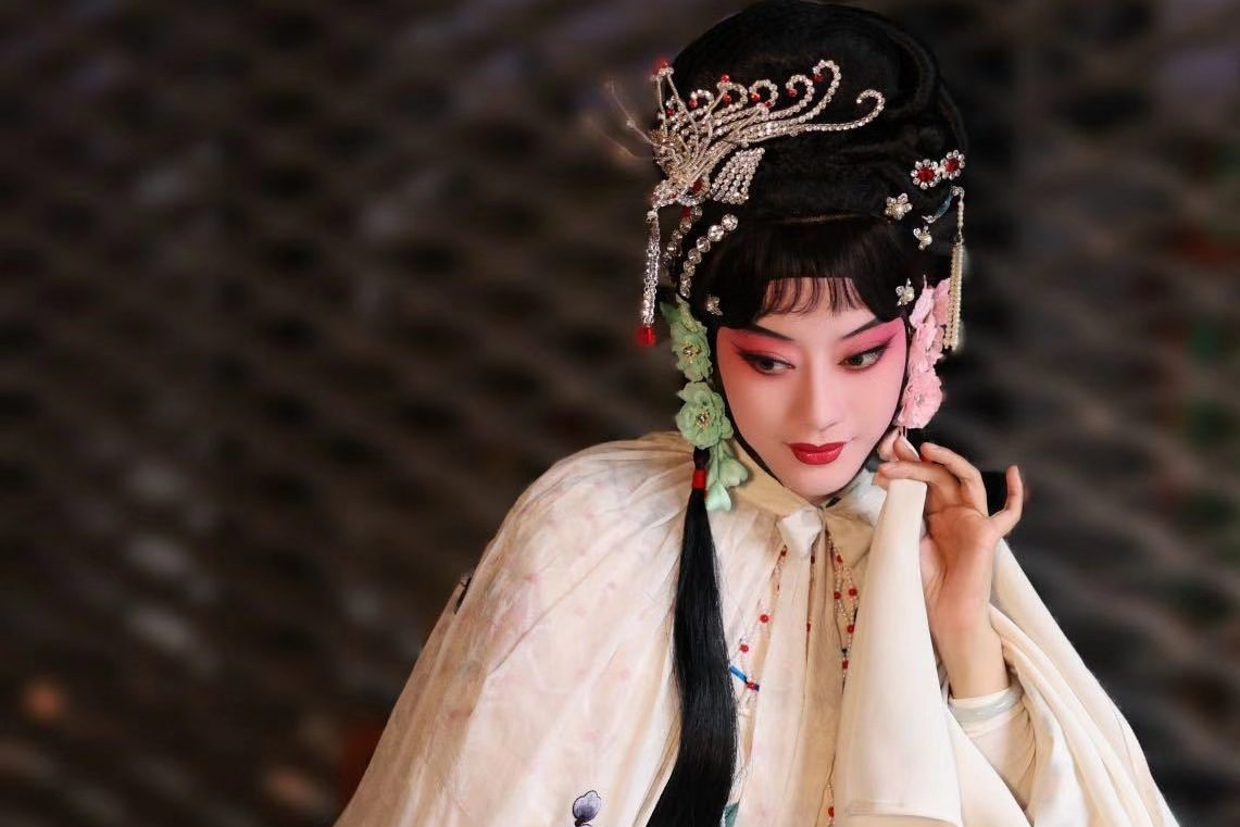 x65qf3n">陈丽俐,性别女,婺剧,越剧旦角,浙江婺剧艺术研究院一级演员