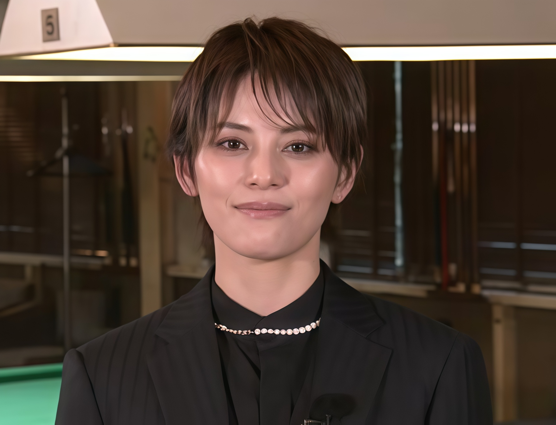 朝美 絢 本名