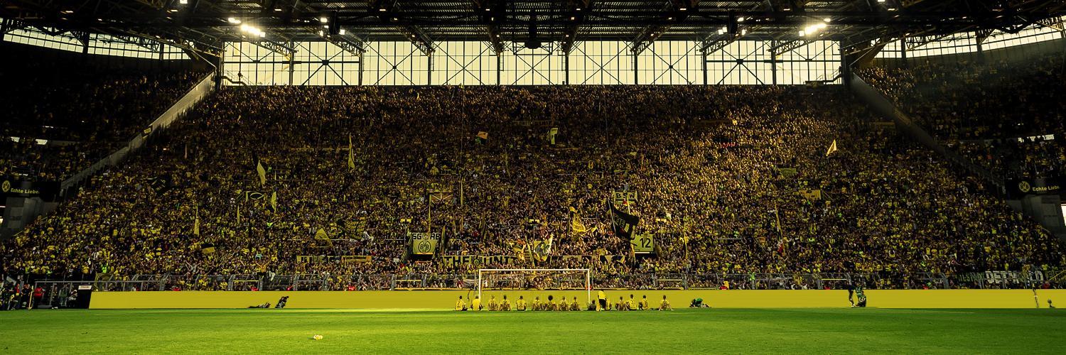  p>伊杜纳信号公园球场(signal iduna park)是德甲球队 a target="