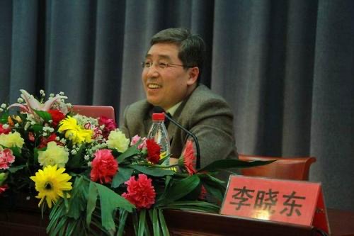  p data-id="gnb22rpchh">李晓东,汉族,中国,东北师范大学毕业,东北