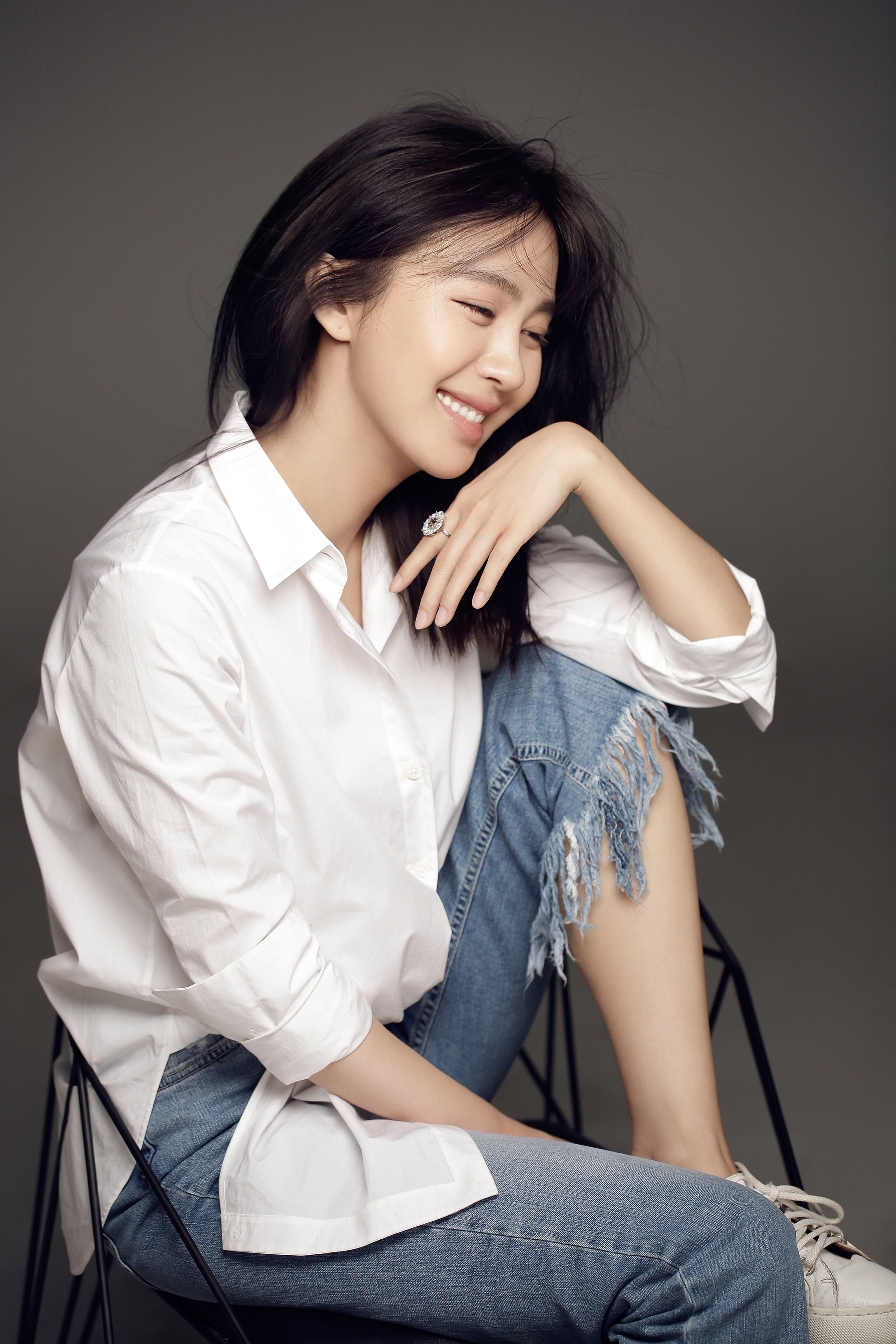  p>李菲儿,1987年10月3日出生于辽宁,中国内地影视女演员,歌手.