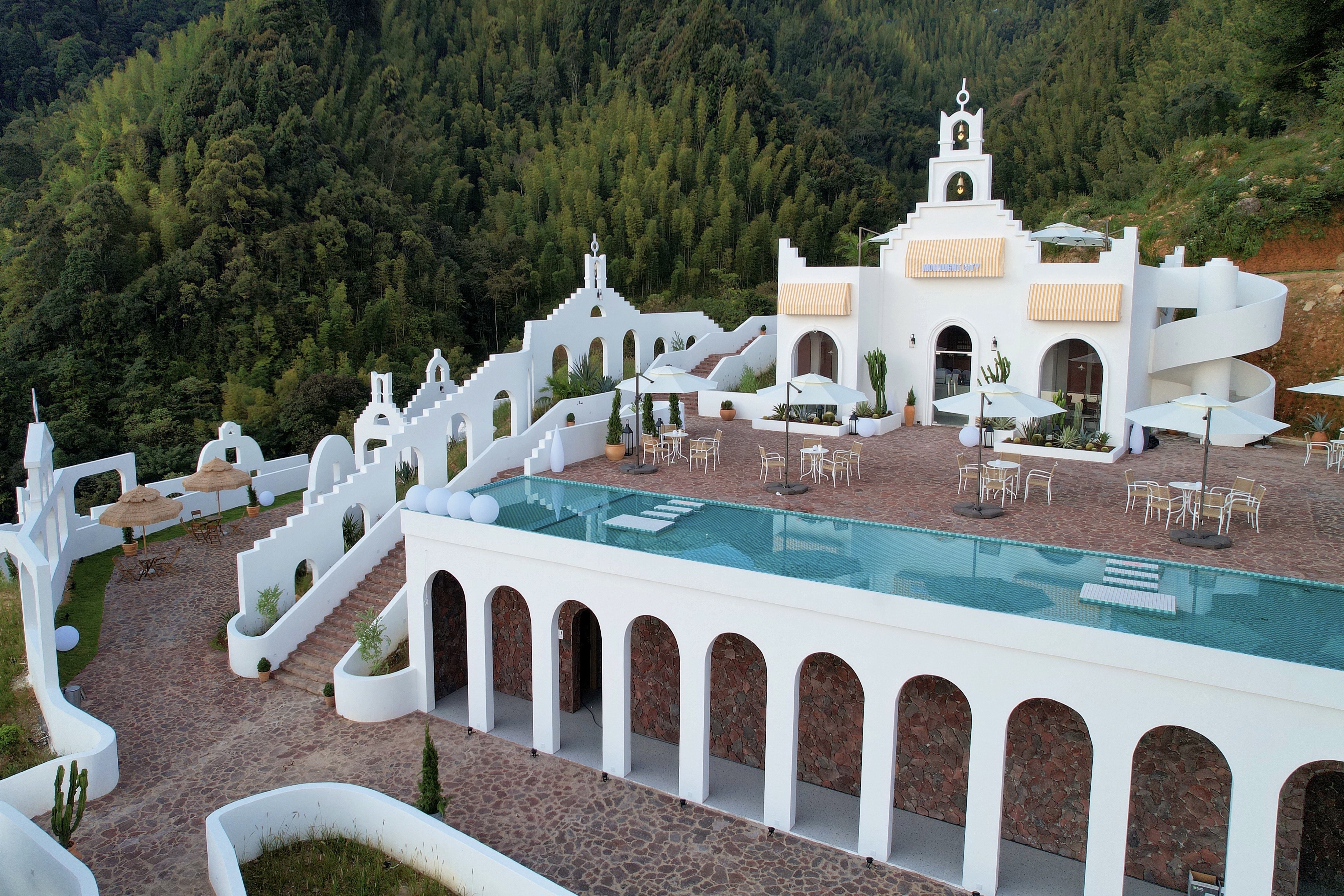 龙岩森林水乡是龙岩九溪庐旅游开发有限