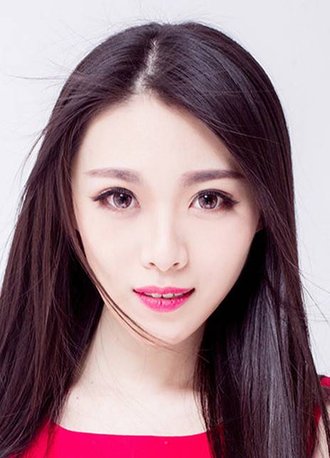 张露文（演员）_百度百科