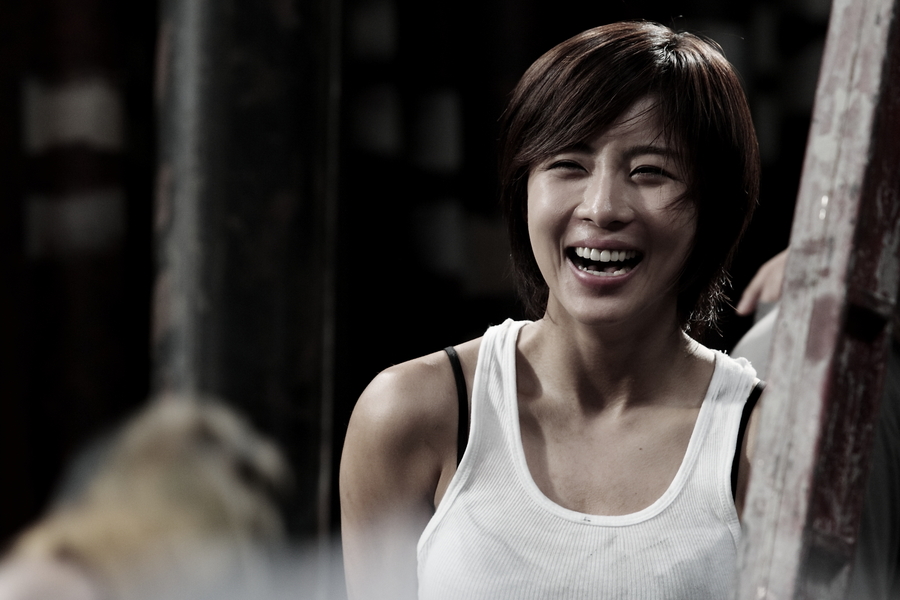 blank" href="/item/金志勋">金志勋执导