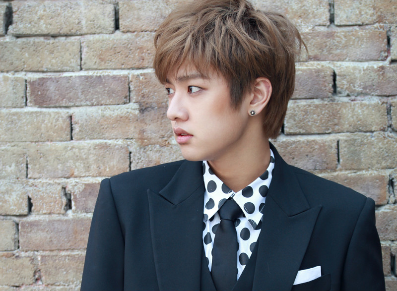  p>申原昊,艺名shin,1991年10月23日出生于韩国首尔,韩国歌手,演员