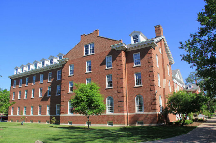  p>伊利诺伊州立大学(illinois state university,简称isu)是一所著名