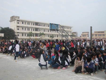 灵山县旧州中学