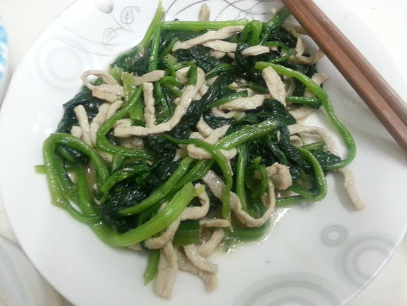 拌肉丝菠菜