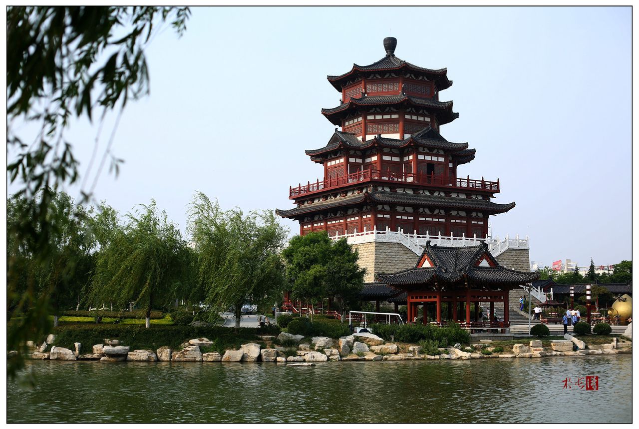 市/2446582" data-lemmaid="2446582">济宁市 /a>城南王母阁路西侧