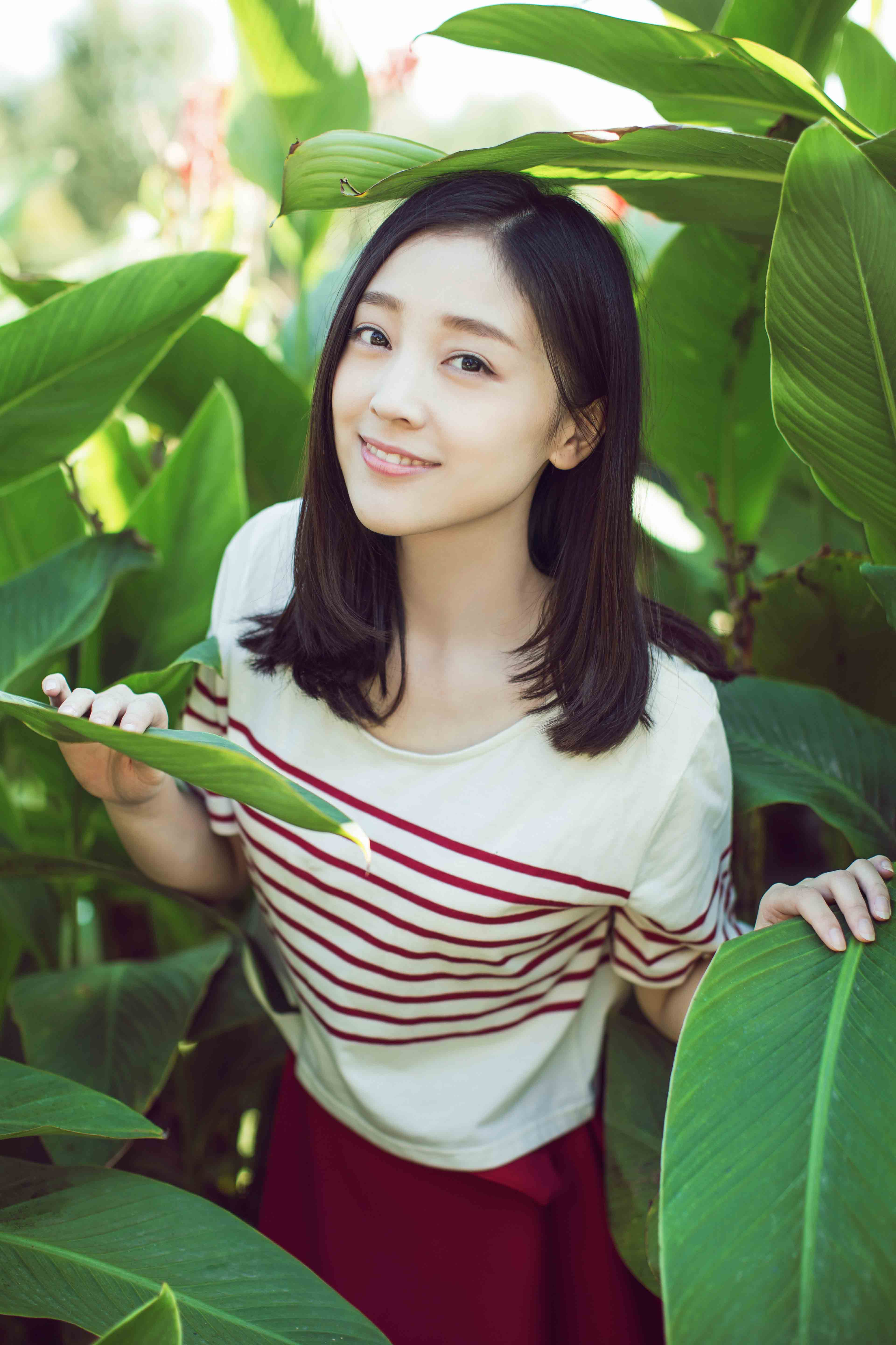  p data-id="gnx2qpxkjc">何花,5月19日出生于湖北省十堰市,中国内地