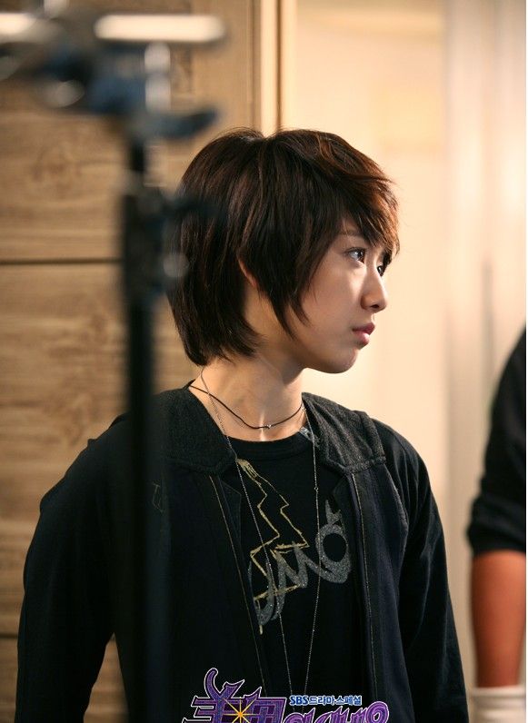  p data-id="gnyueevjke">高美男,韩国sbs电视台2009年10月7日起首播