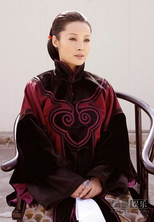 《 a target="_blank" href="/item/牟氏庄园/631428" data-lemmaid="