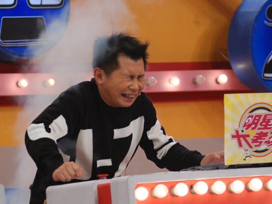  p>何云伟,本名何伟,1981年12月25日出生于北京昌平,相声演员,影视