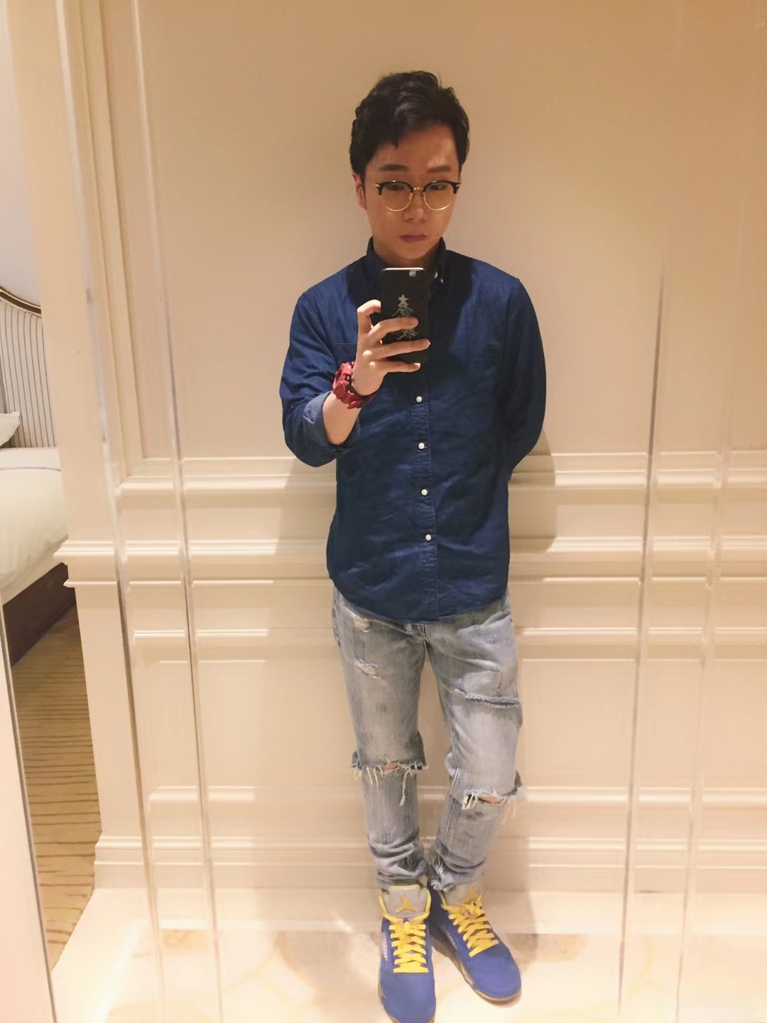 秦且歌