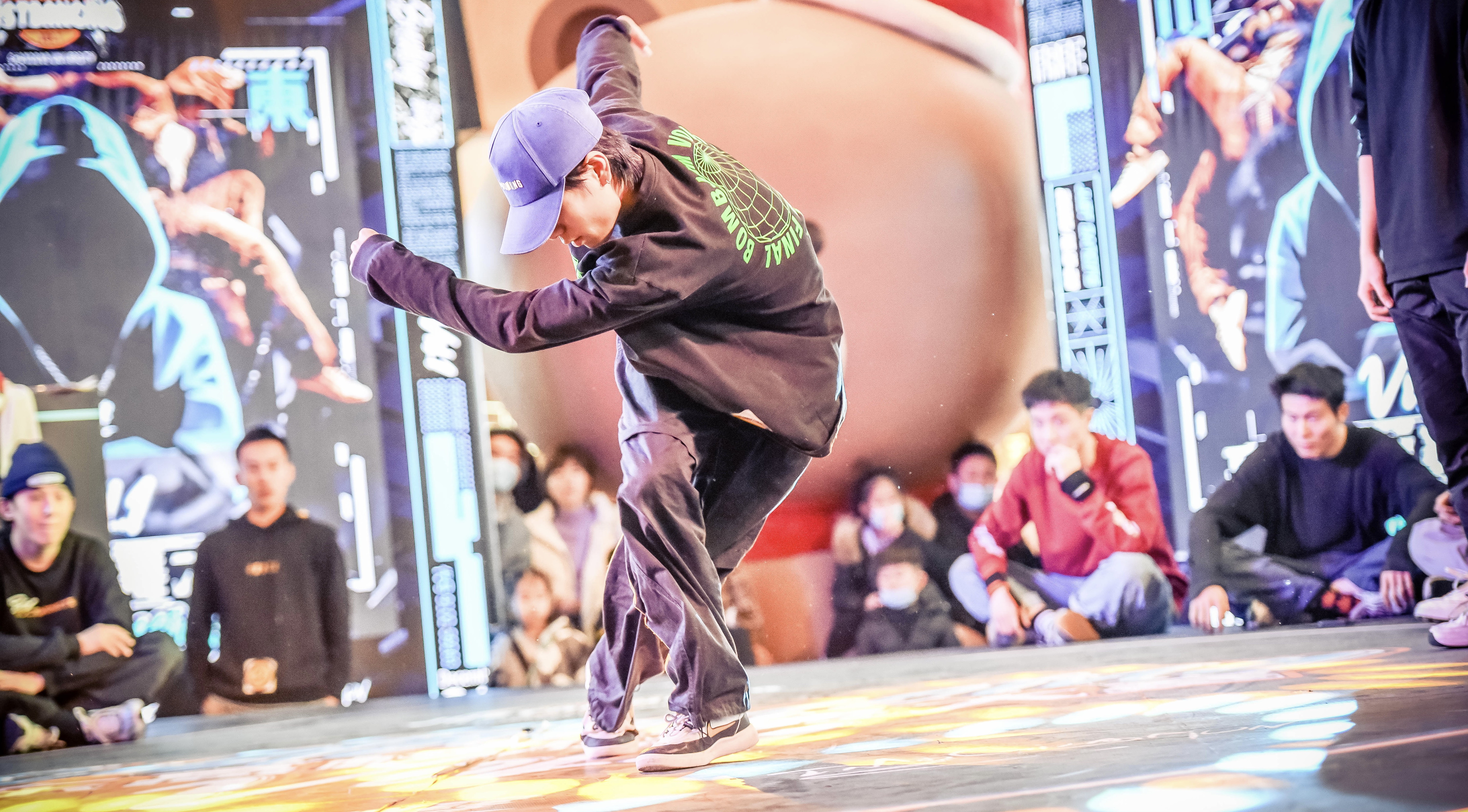 just dancing山东高校街舞大赛