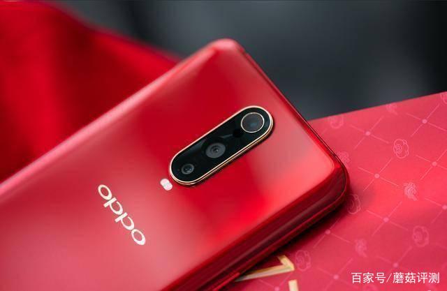 新年新气象，OPPO R17｜R17 Pro新年版化身最时尚的新年礼物_百科TA说