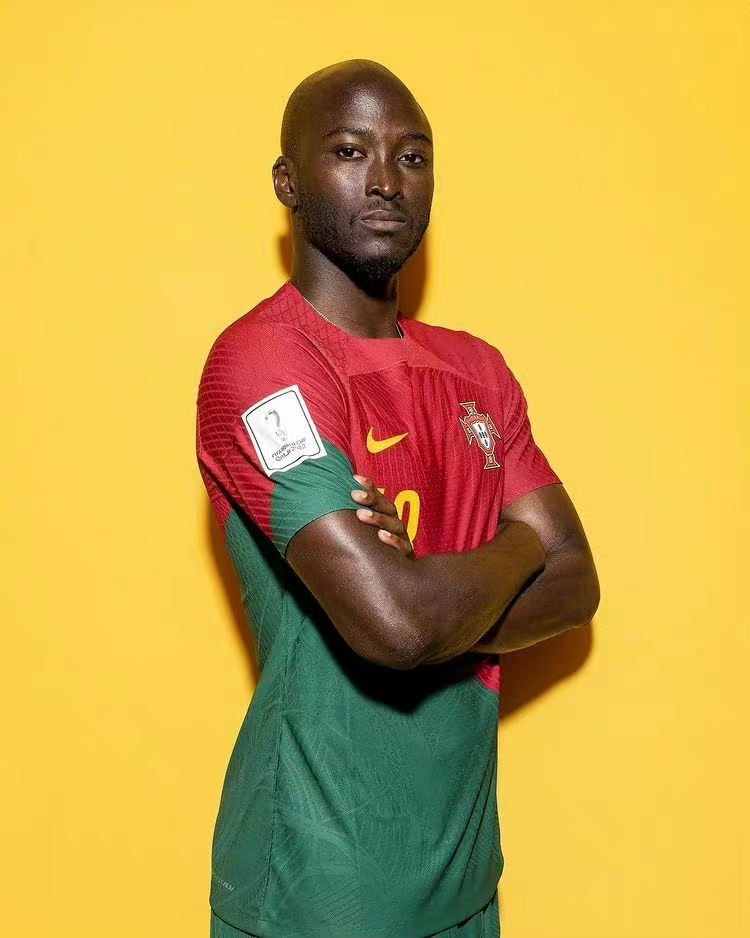  p data-id="gn9au7usbm">达尼洛·佩雷拉(danilo pereira),全名达尼