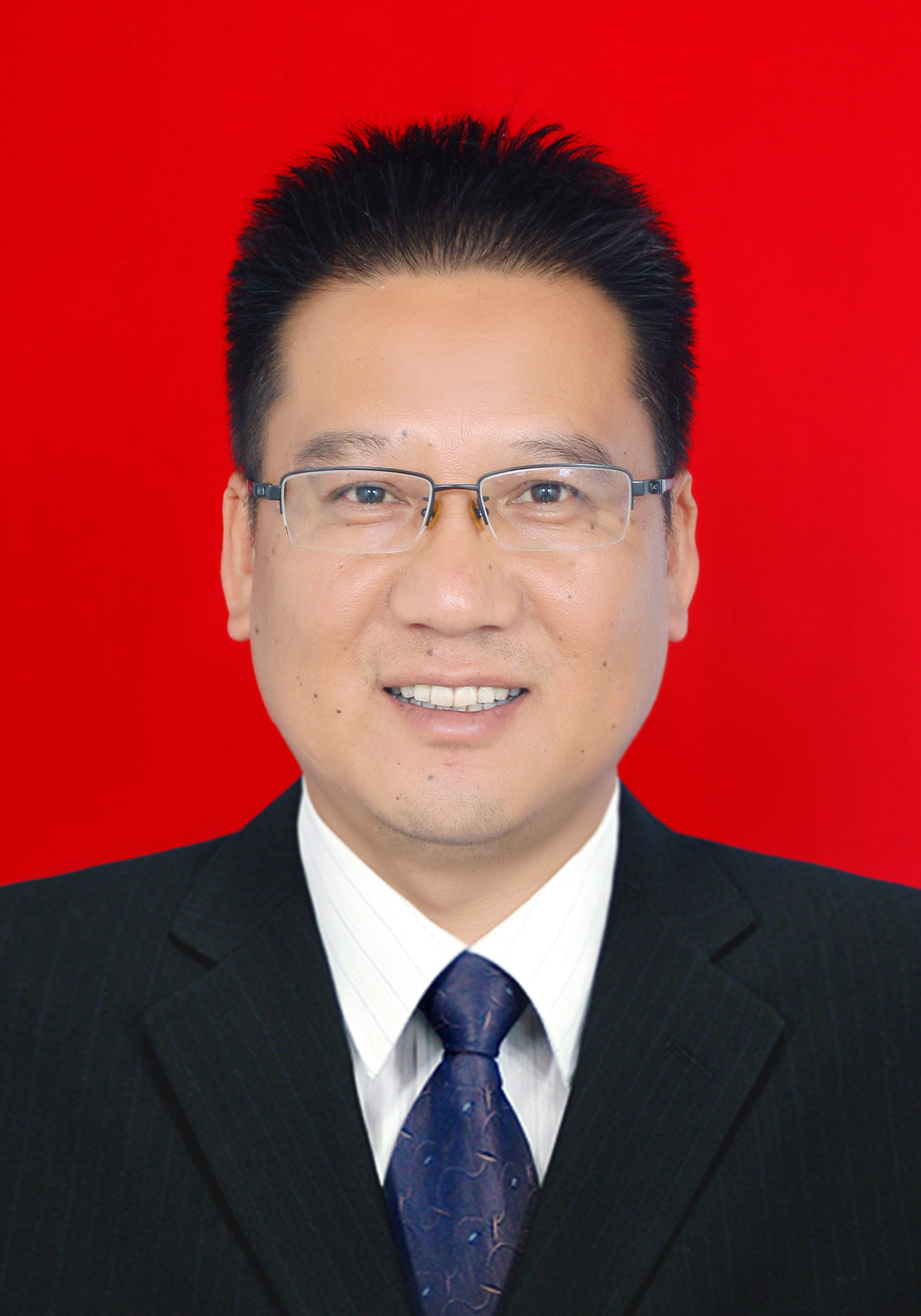  /p> p data-id="sribds4g3z0q">现任玉溪市峨山县自然资源局副局长 