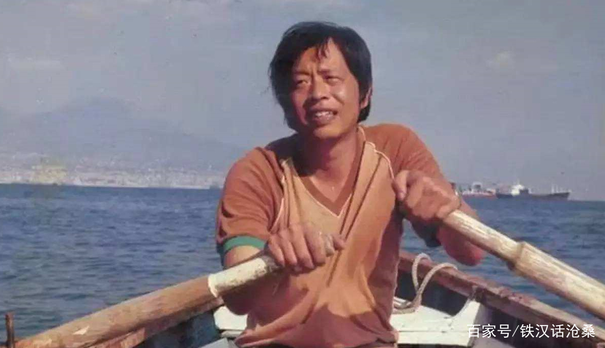 出版28年，被称为“最美的收获”，《黄金时代》是诺奖最大的遗珠_百科TA说