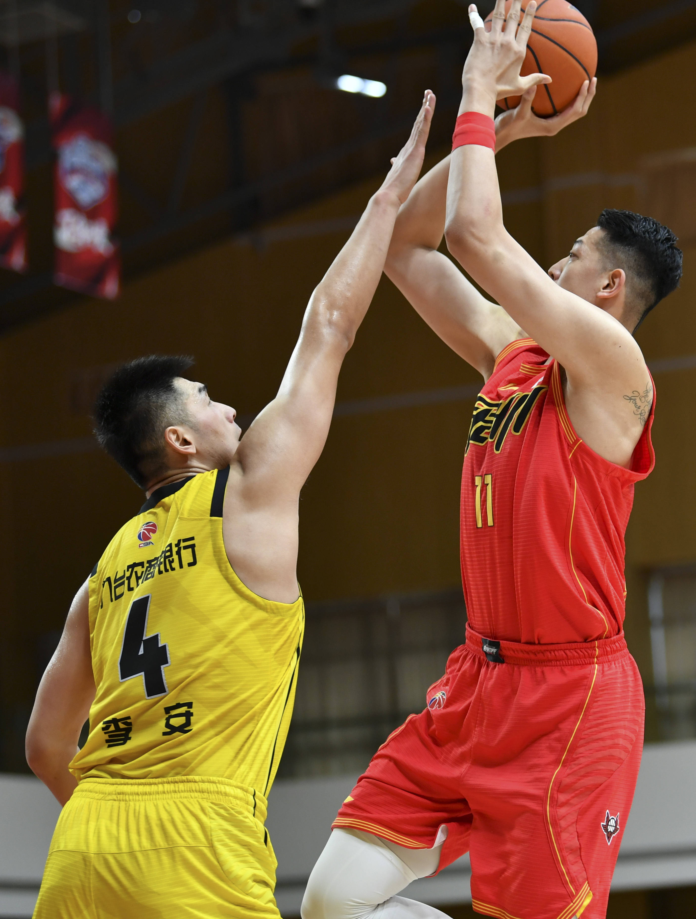 ="gnwmh861y8">李安,男,1990年12月8日出生于陕西榆林,中国篮球运动员