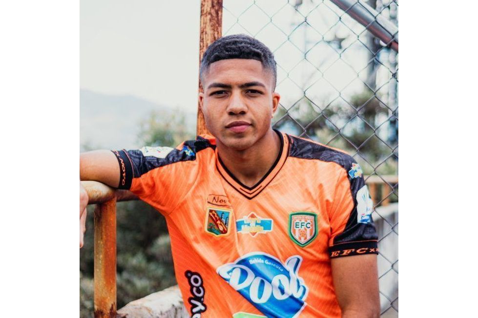 安德烈斯·帕拉西奥斯·伊萨萨(julián andrés palaciso isaza)