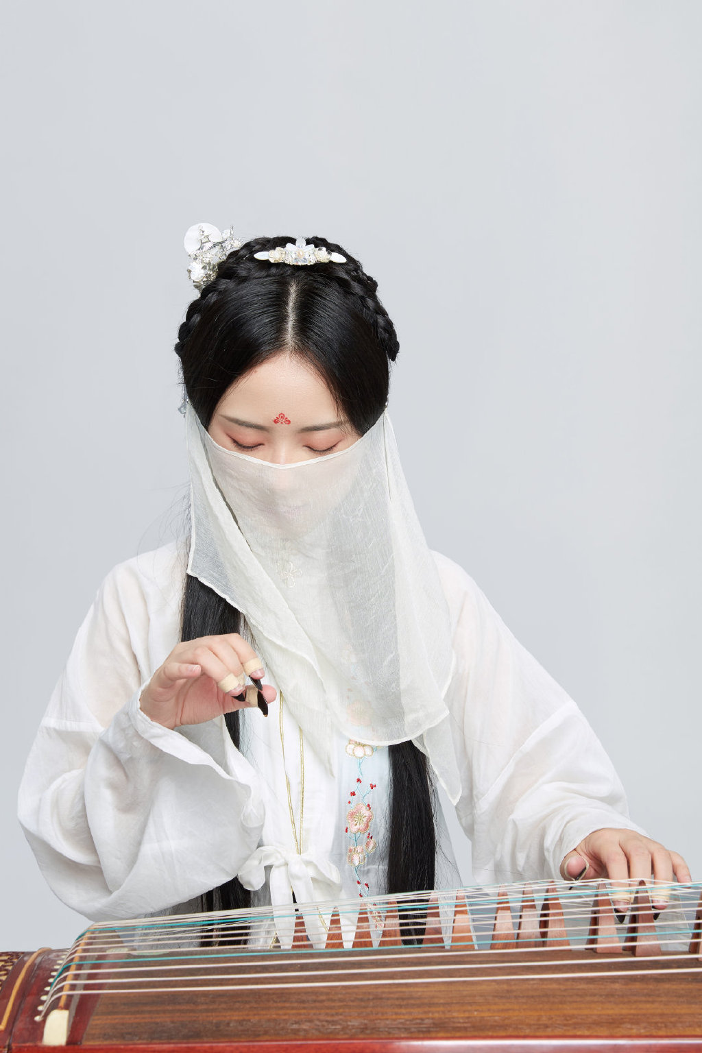  p data-id="gnblfm56f3">墨韵moyun,也叫做"墨韵随步摇" sup data