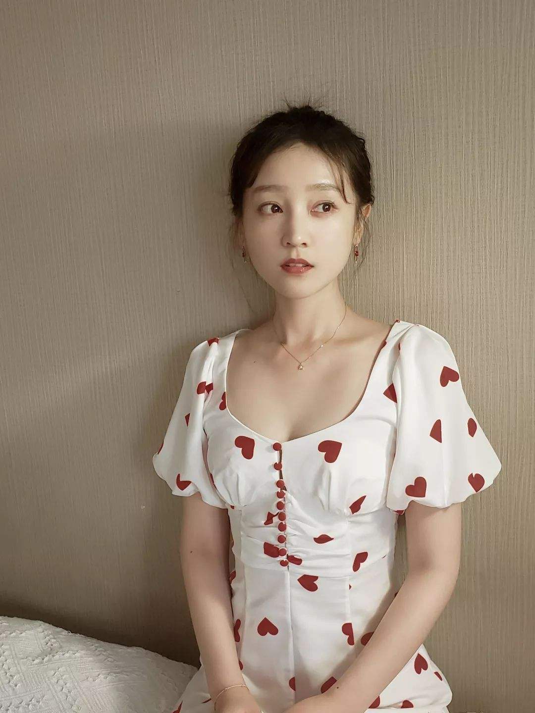 id="gnx2qpxkjc">何花,5月19日出生于湖北省十堰市,中国内地女演员