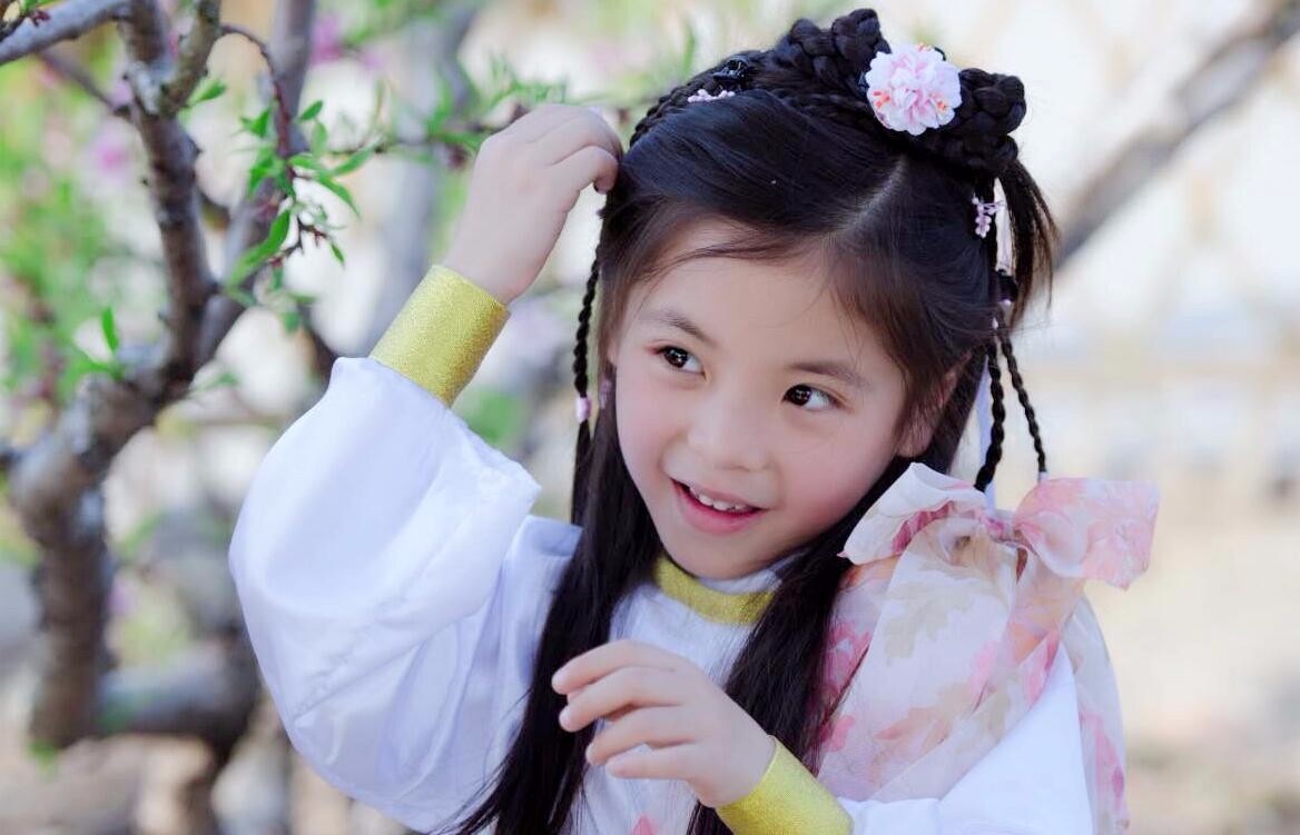  p data-id="gnwjykzbet">陈朵怡,中国内地儿童演员, a target="