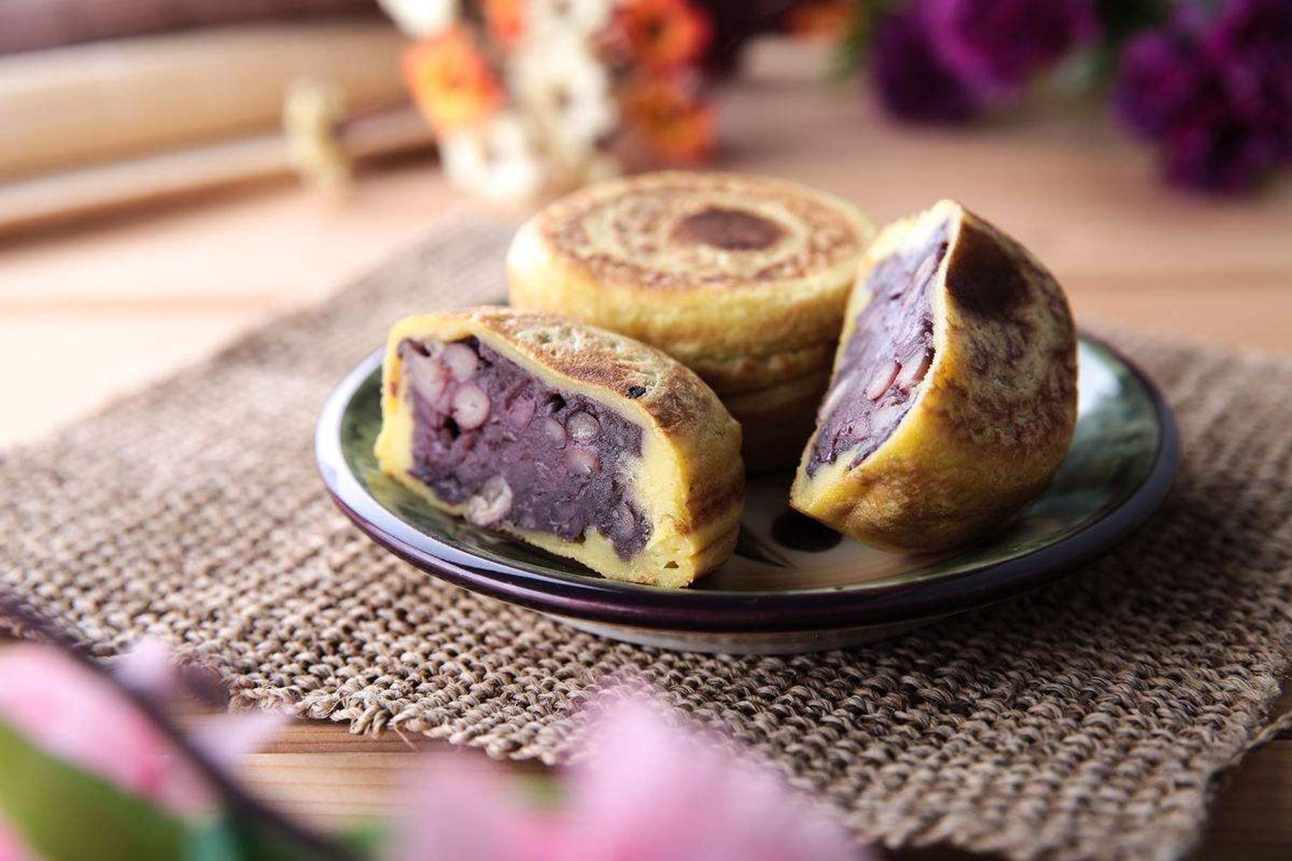  p>台湾红豆饼是来源于 a href="#" data-lemmaid="122340">台湾 /a>