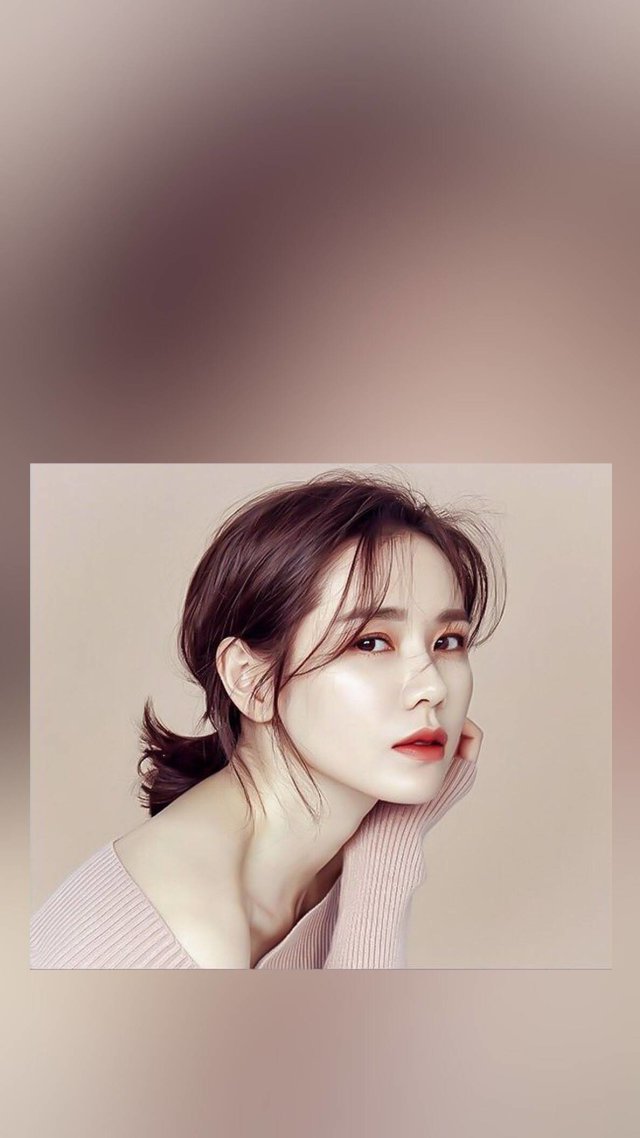 son ye jin),1982年1月11日出生于韩庆尚北道大邱市,韩国女演员