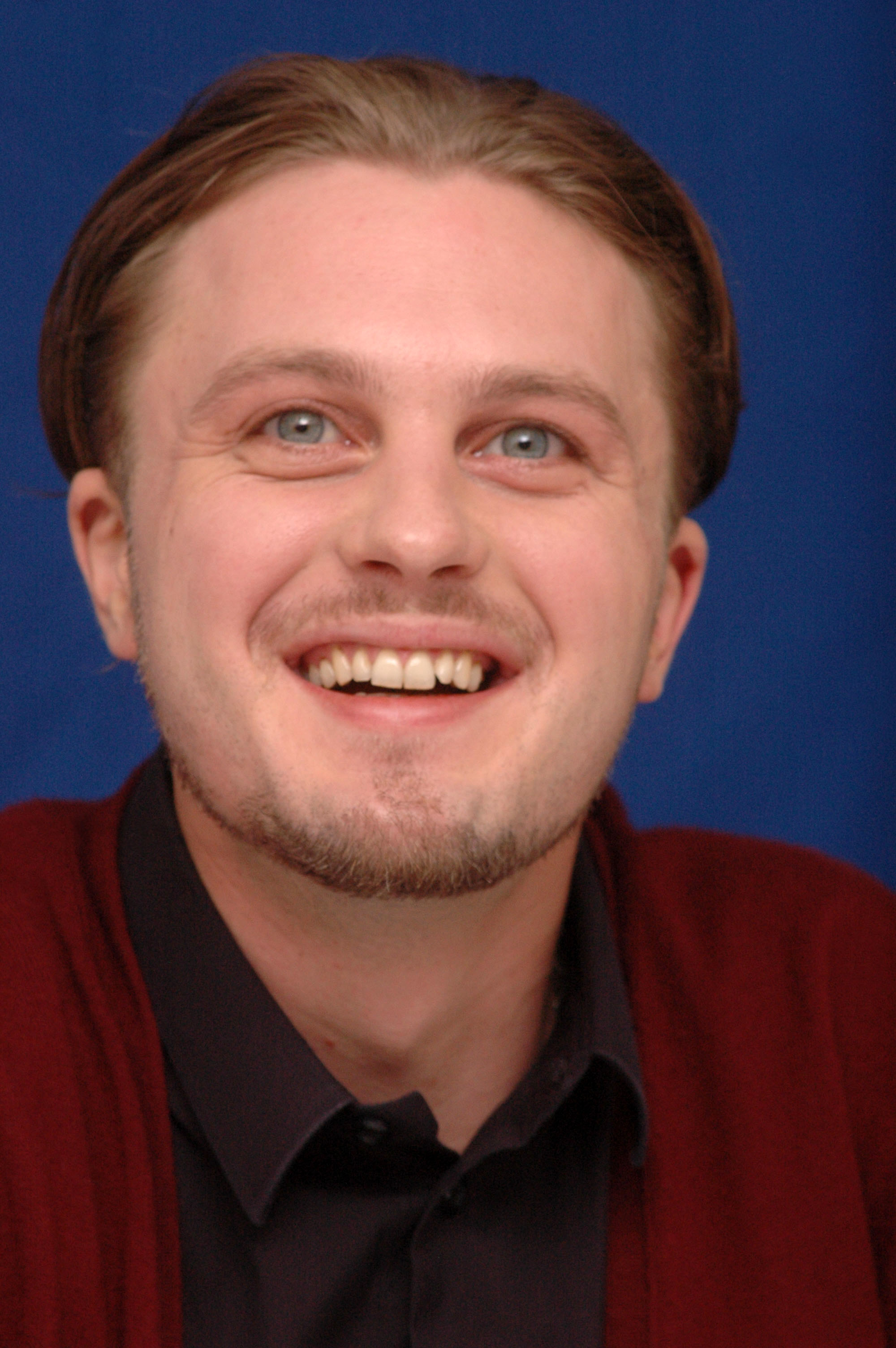  p>迈克尔·皮特 i>(michael pitt) /i>,1981年4月10日出生于美国