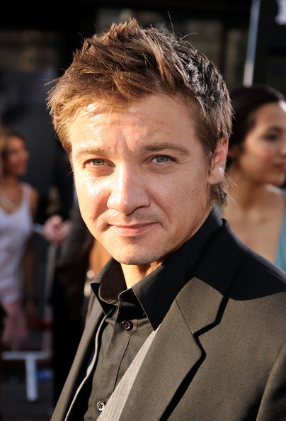  p>杰瑞米·雷纳(jeremy renner),1971年1月7日出生于美国加州