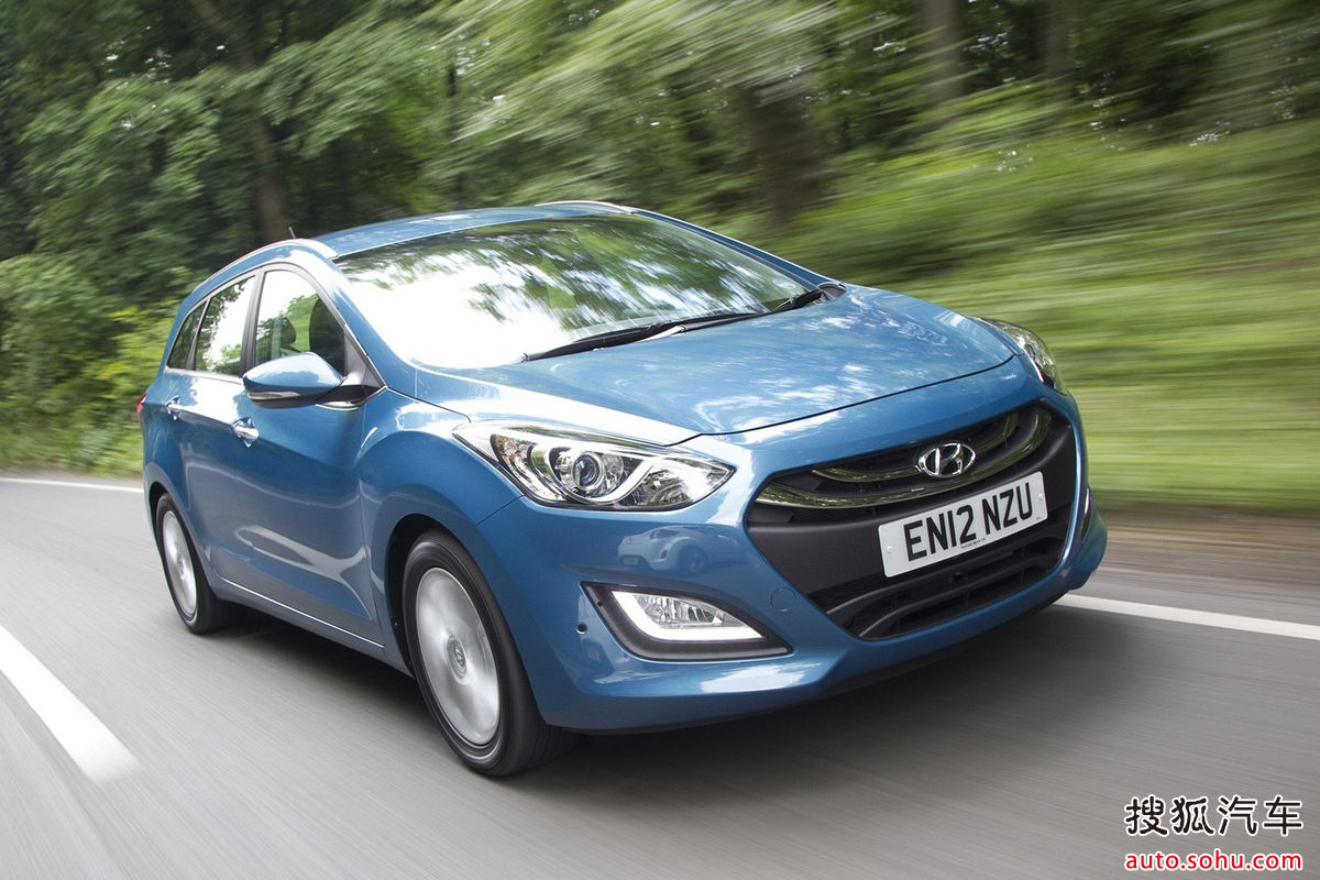  p>现代i30是现代为欧洲消费者特别研发的首款掀背版/wagon车型.