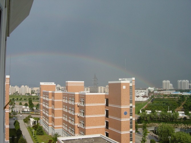 临海市回浦中学