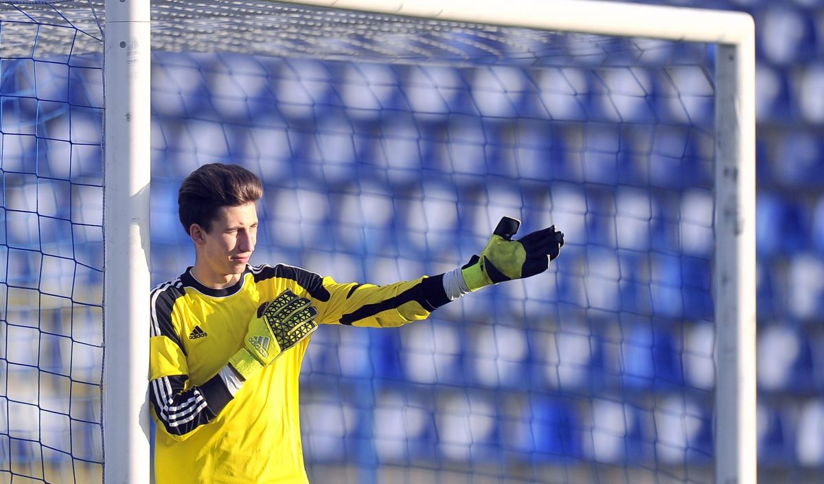 卡米尔·格拉巴拉