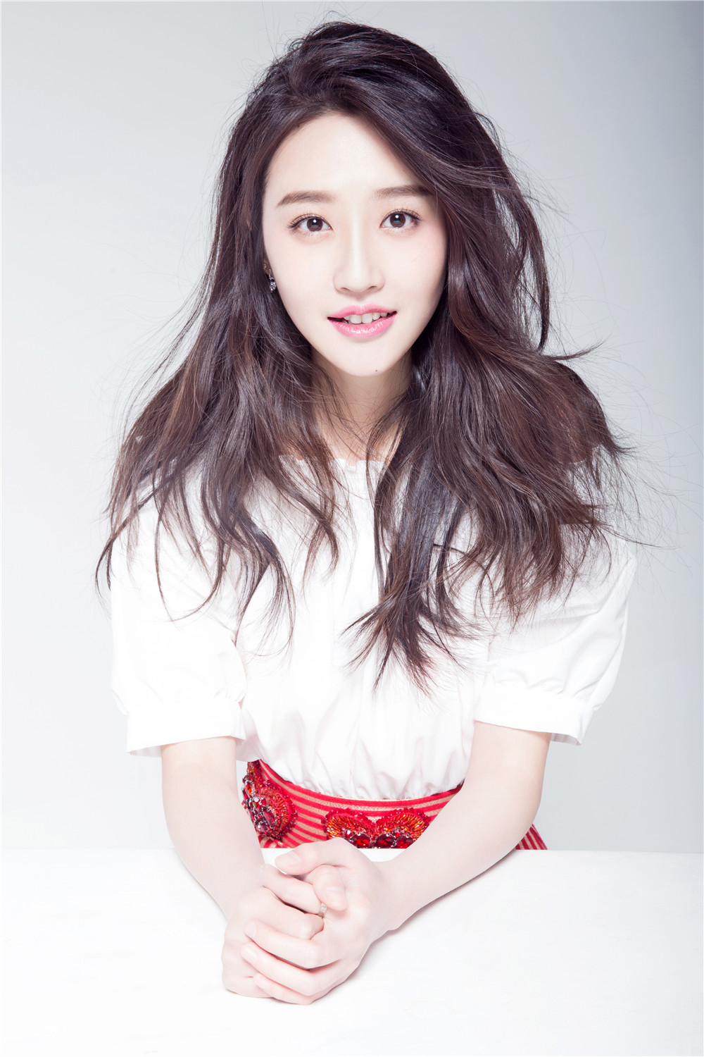  p>刘佳,9月11日出生于四川省遂宁市,中国内地女演员.