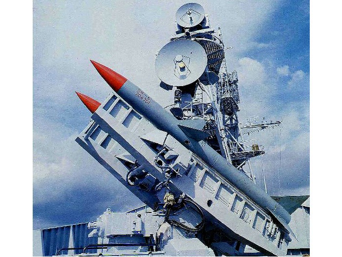  p>红旗-61防空导弹(英文:hq-61 anti-aircraft missile),是20世纪60