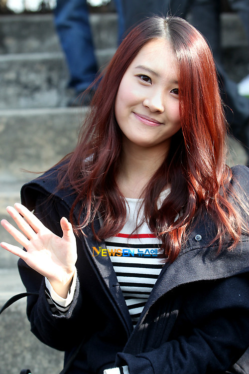  p>李宣美(         ,lee sun mi),艺名宣美,1992年5月2日出生于韩国