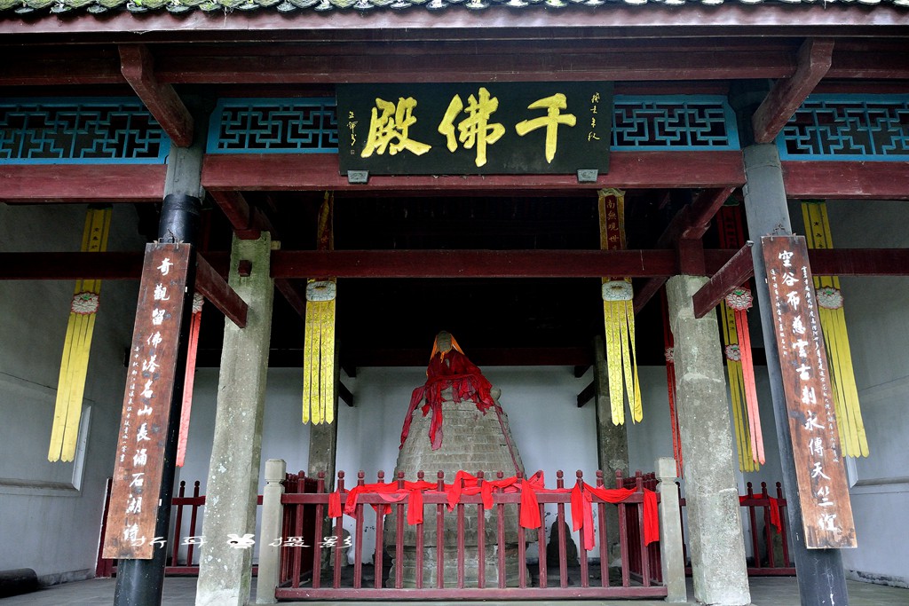 灵岩寺及千佛塔