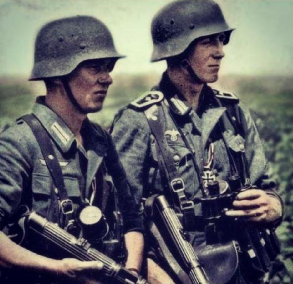 德军最后的救赎：杂牌德军护卫平民到覆灭，元首最后电报：它在哪_百科TA说