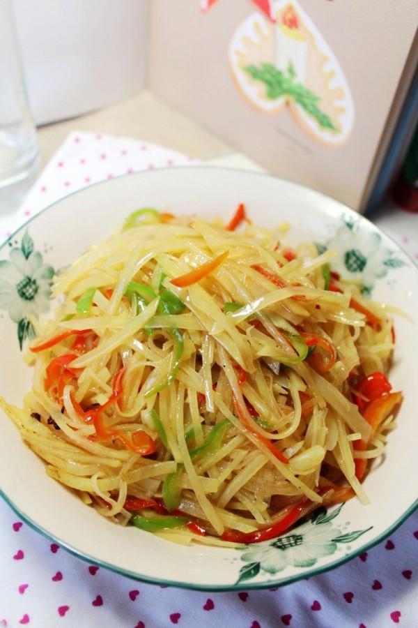 辣椒炒土豆丝