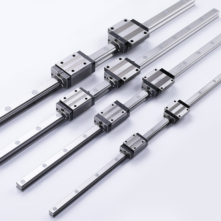 依按摩擦性质而定,直线运动导轨可以分为滑动摩擦导轨,滚动摩擦导轨