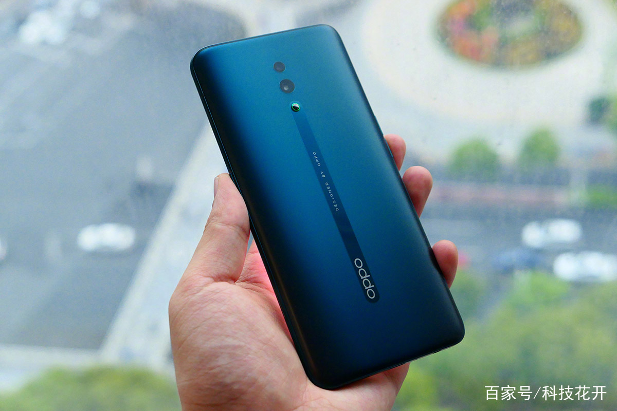 OPPO Reno比小米9贵1千元，谁才是最好的选择？_百科TA说