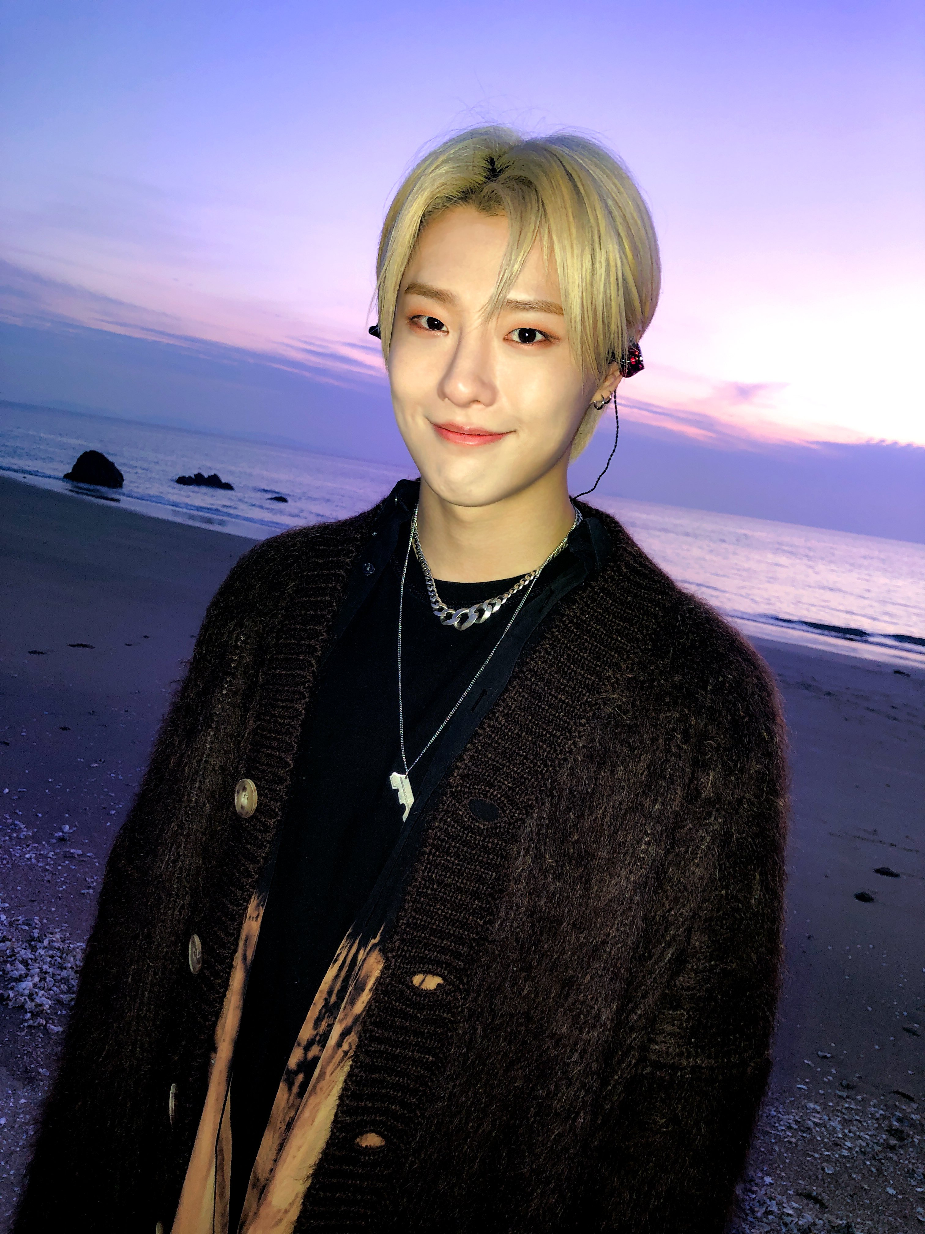  p>曹承衍(woodz),1996年8月5日出生于韩国京畿道