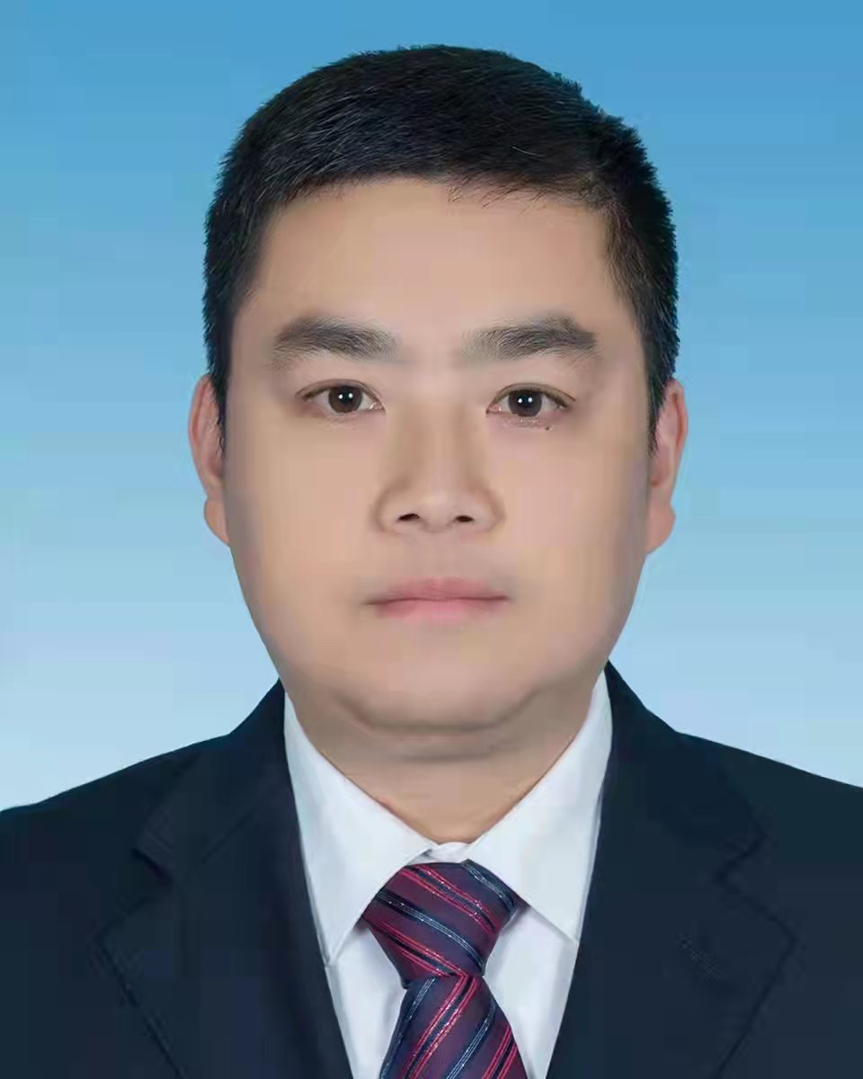  /p> p data-id="tbsyiakhkr5a">现任湖南省花垣县人民政府党组成员