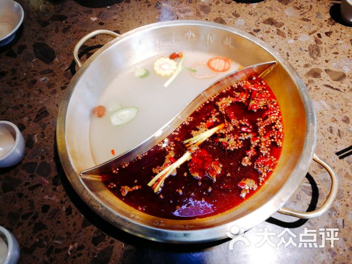 经典红白鸳鸯火锅